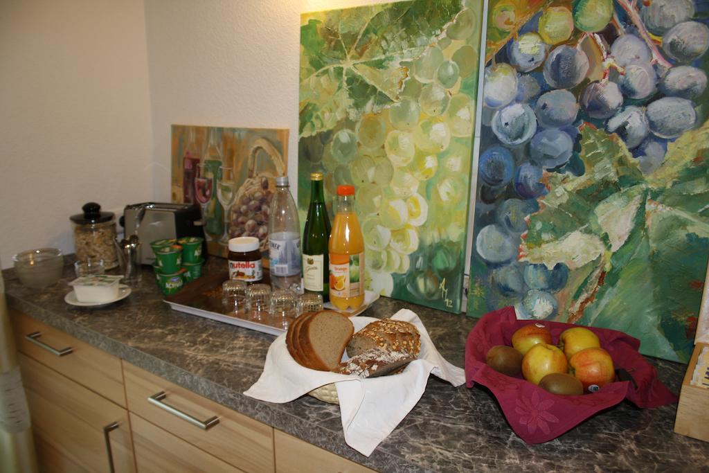 Weingut Goeres Hotel บรีเดล ภายนอก รูปภาพ