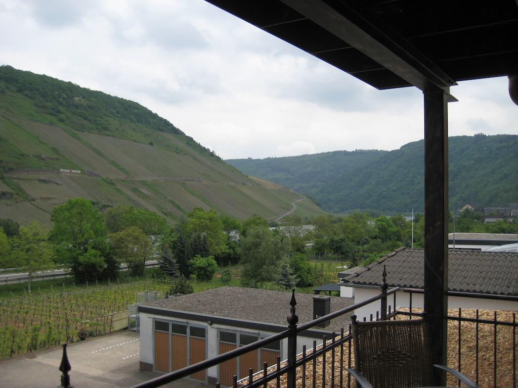 Weingut Goeres Hotel บรีเดล ห้อง รูปภาพ